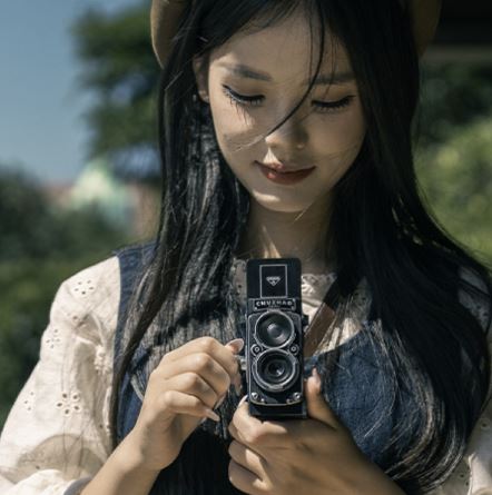 Retro Dual Camera — Capture Front & Back Simultaneously in 1080p